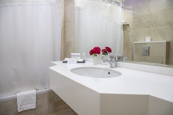 Petra Guest House