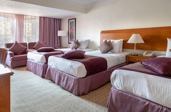 Petra Guest House