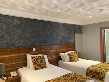 Airport West Hotel
