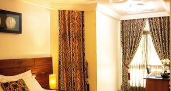 Airport West Hotel