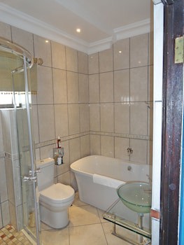 Constantia Manor Guest House