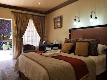 Constantia Manor Guest House