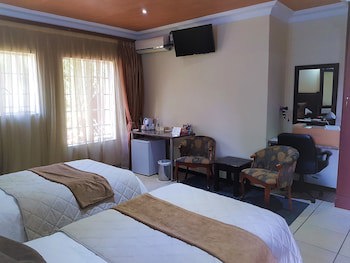 Constantia Manor Guest House