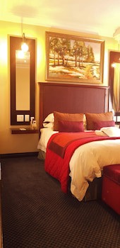 Constantia Manor Guest House