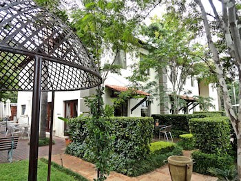 Constantia Manor Guest House