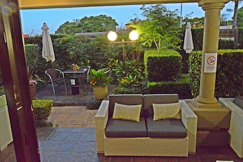 Constantia Manor Guest House