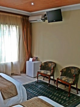 Constantia Manor Guest House