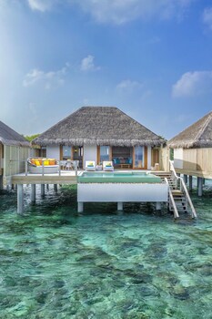 Dusit Thani Maldives