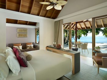Dusit Thani Maldives