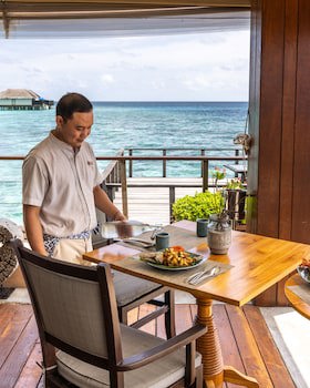 Dusit Thani Maldives