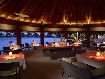 Dusit Thani Maldives