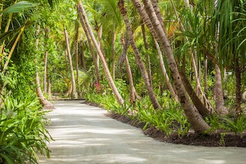Dusit Thani Maldives