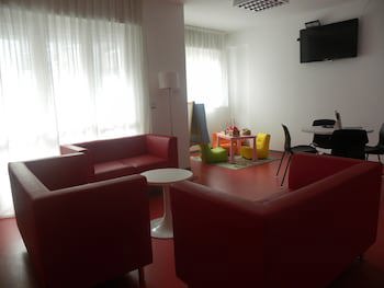 Hotel Sharing galeri fotoğrafı