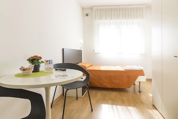 Hotel Sharing galeri fotoğrafı