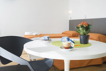 Hotel Sharing galeri fotoğrafı