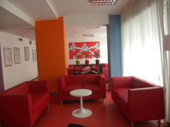 Hotel Sharing galeri fotoğrafı