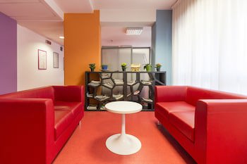 Hotel Sharing galeri fotoğrafı
