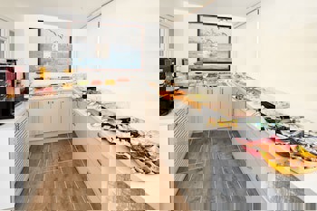 Albinas Hotel Old City