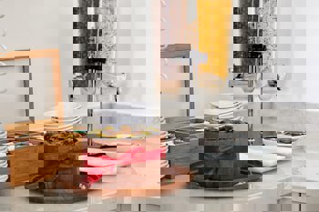 Albinas Hotel Old City