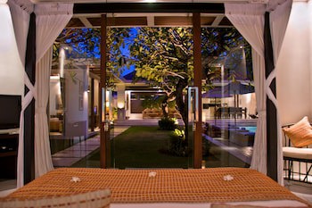 Chandra Bali Villas