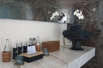Chandra Bali Villas
