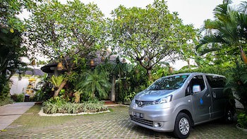 Chandra Bali Villas