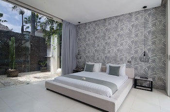 Chandra Bali Villas