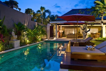 Chandra Bali Villas