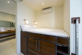 Chandra Bali Villas