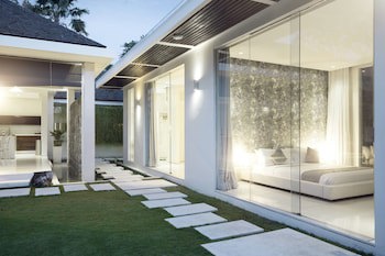 Chandra Bali Villas