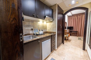 First Central Hotel Suites