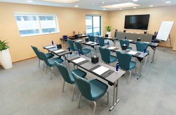 First Central Hotel Suites