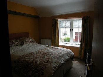 Sir Alfred Munnings Hotel