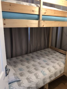 Apple House Guesthouse Heathrow Airport