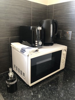 Apple House Guesthouse Heathrow Airport