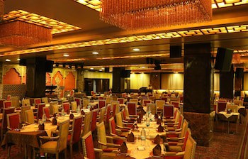 Elite Crystal Hotel
