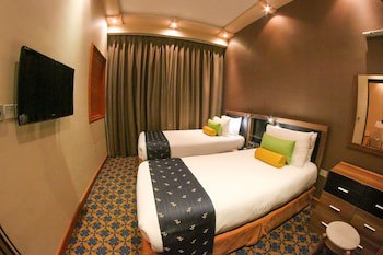 Elite Crystal Hotel