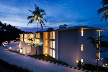 Code Samui Hotel