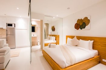 Code Samui Hotel