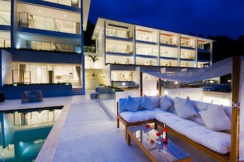 Code Samui Hotel