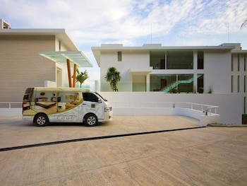 Code Samui Hotel