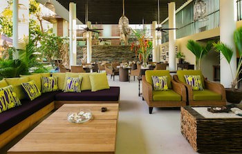 Dhevatara Beach Hotel