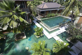 Dhevatara Beach Hotel