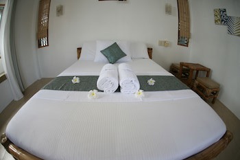 Elysia Beach Resort