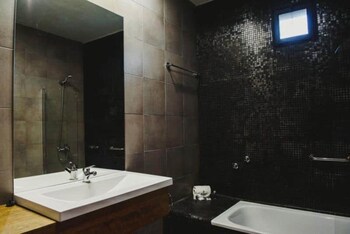 Plaza Paradiso Petit Hotel