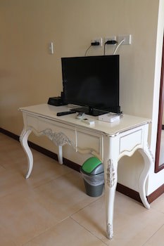 Golden Phoenix Hotel Boracay