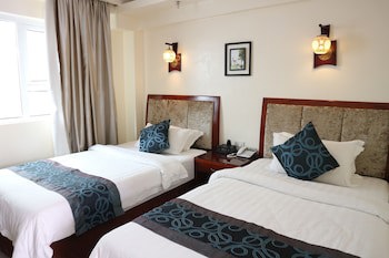 Golden Phoenix Hotel Boracay