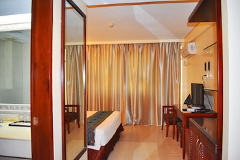 Golden Phoenix Hotel Boracay