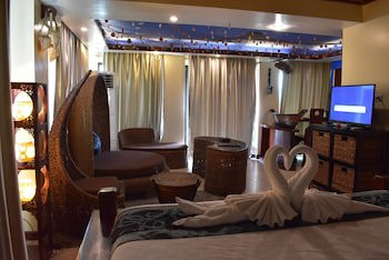Golden Phoenix Hotel Boracay