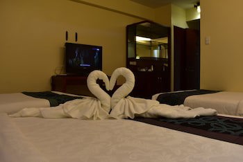 Golden Phoenix Hotel Boracay